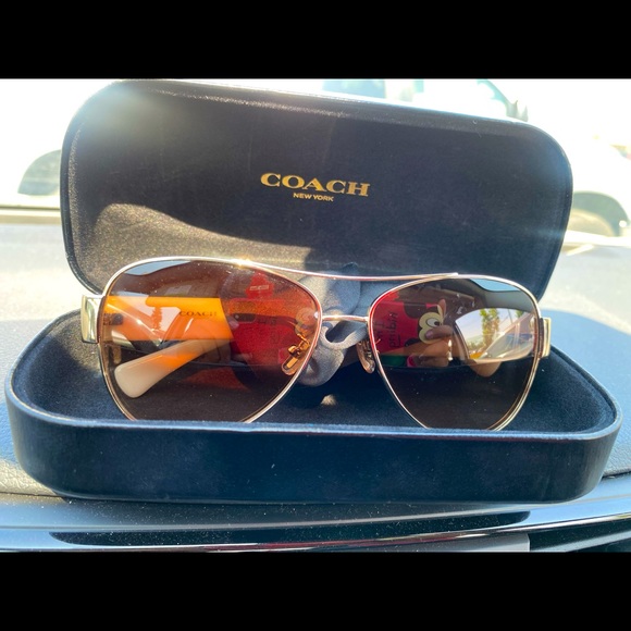 Coach Sun Glasses main image 10